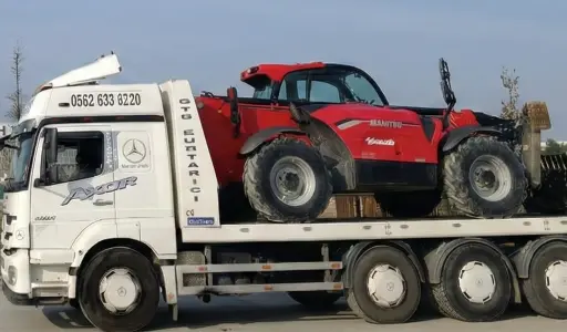 İstanbul sahasında dış cephe çalışmasında kullanılan Manitou MT 1840